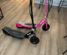 2 kids electric scooters