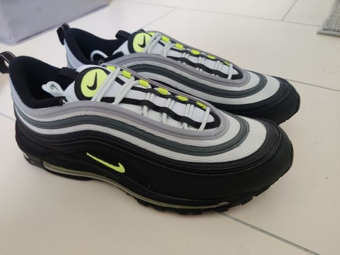 Brand New Nike Air Max 97 Icons Men's Runners, Size UK11