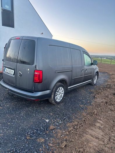 Caddy maxi