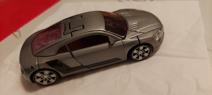 Transformer / toy