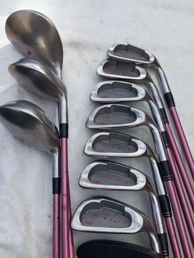 Mitsushiba ladies golf clubs. Right handed clubs
