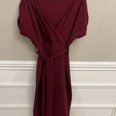 NEW Quiz Dress - Size 10/12 - Burgundy