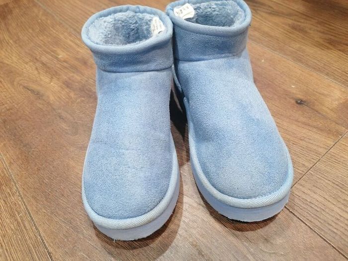 Stitch Boots