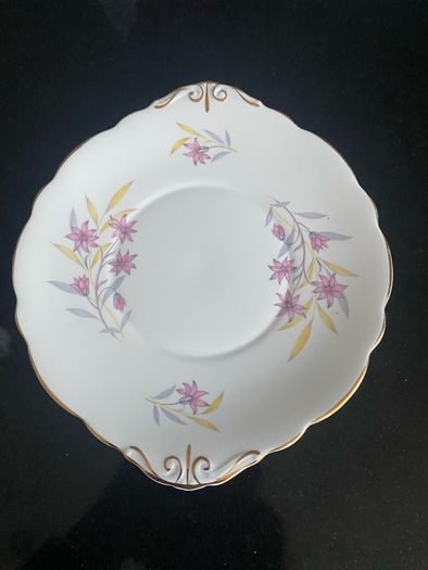 Pretty Royal Stuart  cake plate