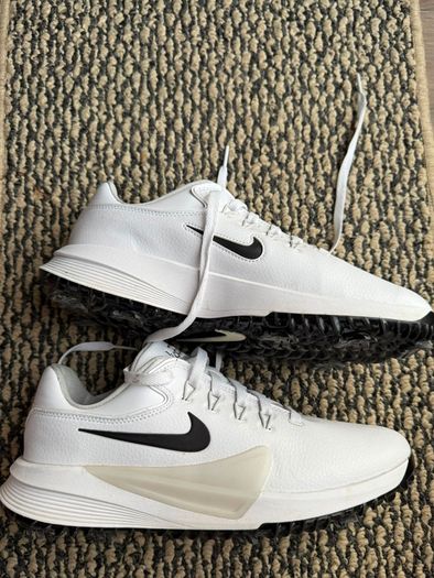 Golf Shoes - Nike Victory Pro 4