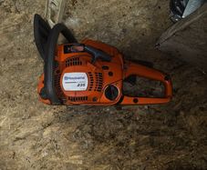 Husqvarna 235