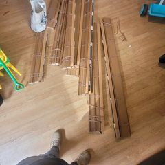 venetian blinds