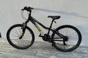 24 inch boy's hardtail mountain bike