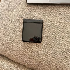 moto  razr 50 flip