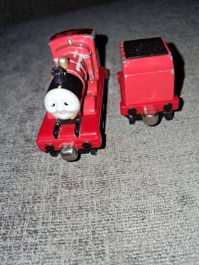 x10 Bundle - Thomas Tank Engines Friends - Diecast Metal Magnetic Take N Play Train Engines