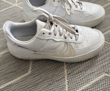 Nike Air Force 1 White Trainers  UK 7 , US 9.5