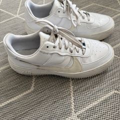 Nike Air Force 1 White Trainers  UK 7 , US 9.5