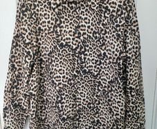 Womens Leopardprint Shirt Size 14