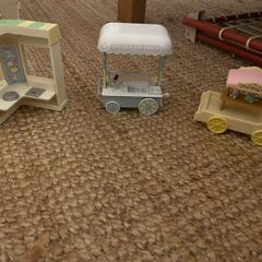 Sylvanian Ice Cream Shop, Toy Wagon and Creperie