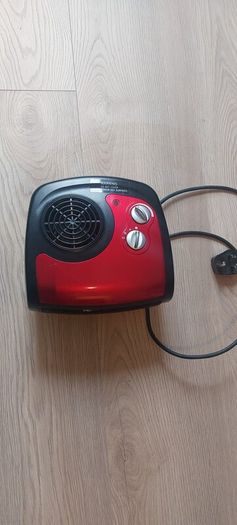 Compact red Electric fan heater
