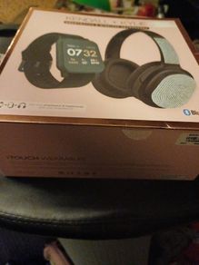smartwatch and headphones