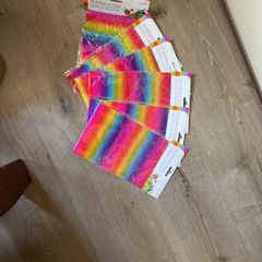 Adhesive ombre sheets