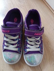 heelys