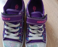 heelys