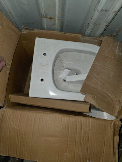 Sanitary wear ,,Bathroom furniture