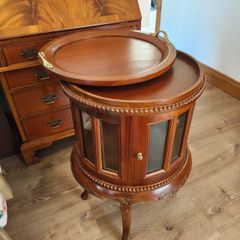 drinks cabinet