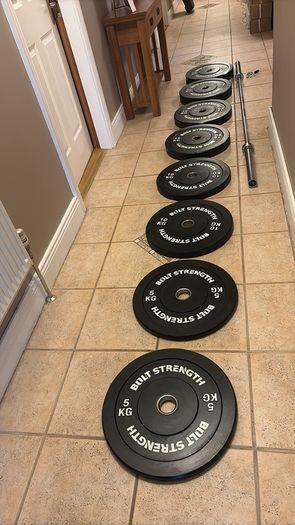 Olympic Bumper Weight Plates And 7 Foot Olympic Barbell