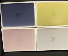 Macbook Neo 13-inch 8/256GB (IRISH STOCK) Brand New Sealed 1 year Apple Warranty RECEIPT