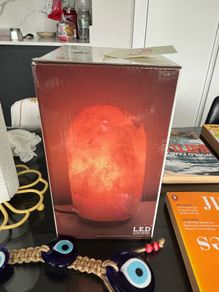 Himalayan salt lamp