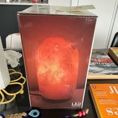Himalayan salt lamp