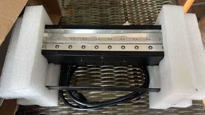 EUV-10 Eliminator Blacklight DJ / Theatre UV Light  Boxed