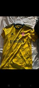 Arsenal yellow away jersey inauthentic