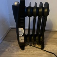 Mini portable radiator