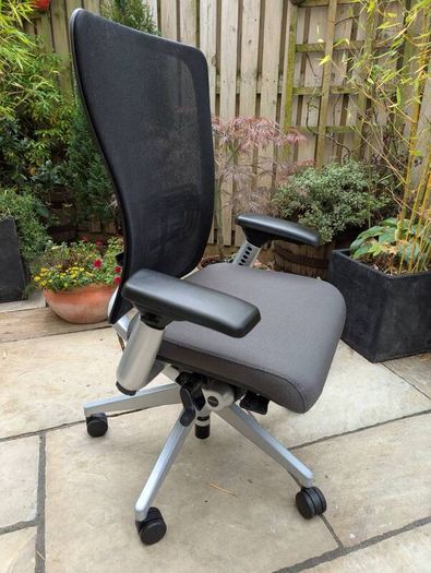 ergonomic office chair