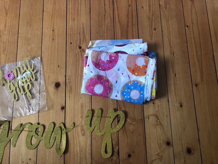 'Donut grow up' party decorations