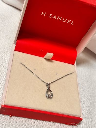 H.Samuel necklace
