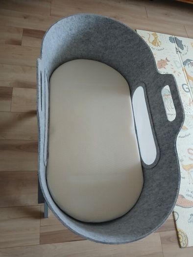 "Snuzbaskit" Moses Basket & Stand
