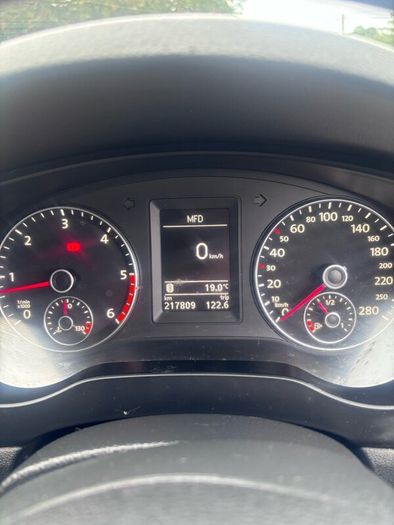1.6 Volkswagen Jetta 2014