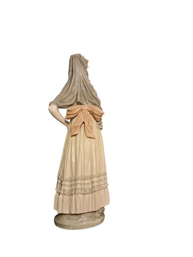 Lladro 1980 'Goya Lady' 5125