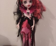 Draculaura 2008  first wave ghouls doll
