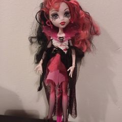 Draculaura 2008  first wave ghouls doll