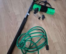 cleaning brush