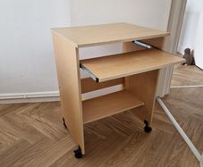 free desk