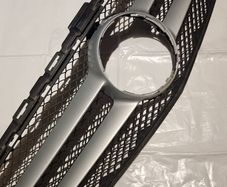 car partsGenuine Mercedes W205 Front Grill  Excellent Condition