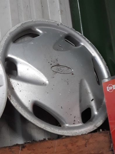 Ford Wheel trim