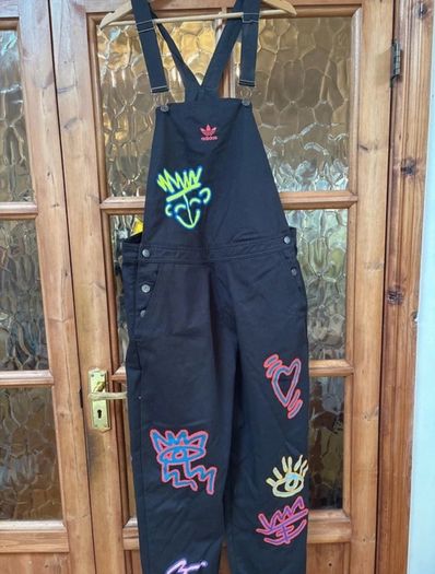 adidas dungarees- size medium. Unisex sizing.