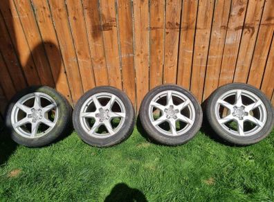 Audi a4 b8 17inch alloys with tyres