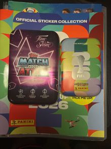 4 fairly full albums, 2 tins, and in general a great collection