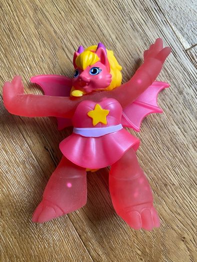 Goozonian Hero Figure - Cora