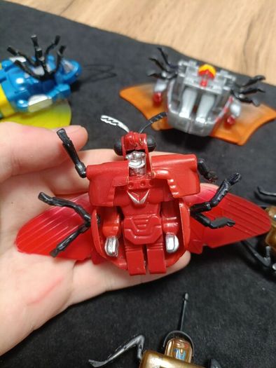 Transformers insecto bots 90s