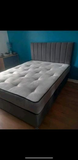 New Stylish Double 4ft, 4ft6, King 5ft And 6ft Superking Sizes Divan Beds Instock. Drawers And Optional Tufted Mattresses Available. Free Delivery